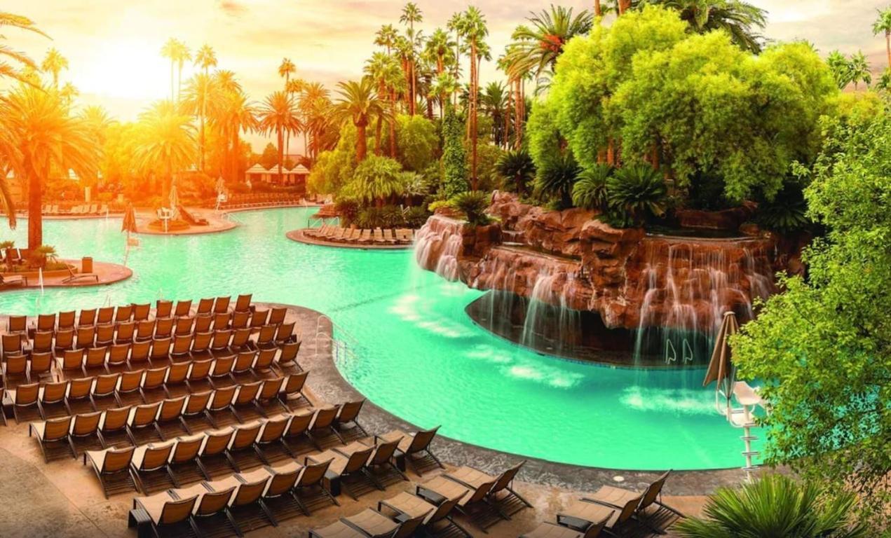 The Mirage Hotel & Casino By Suiteness ラスベガス エクステリア 写真